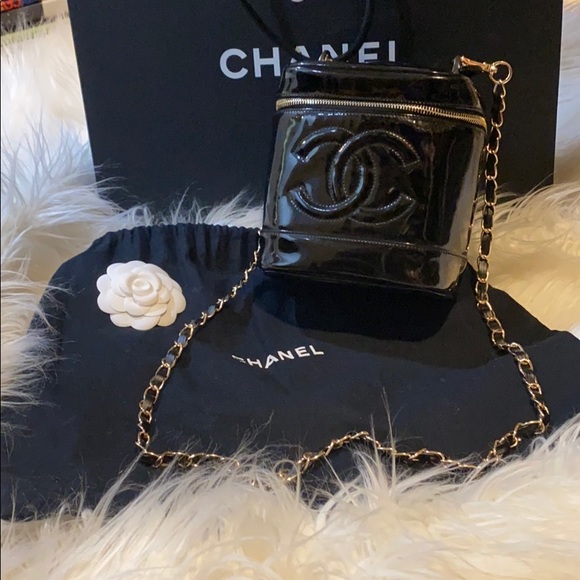 Chanel Patent Leather  bag - Picture 8 of 14
